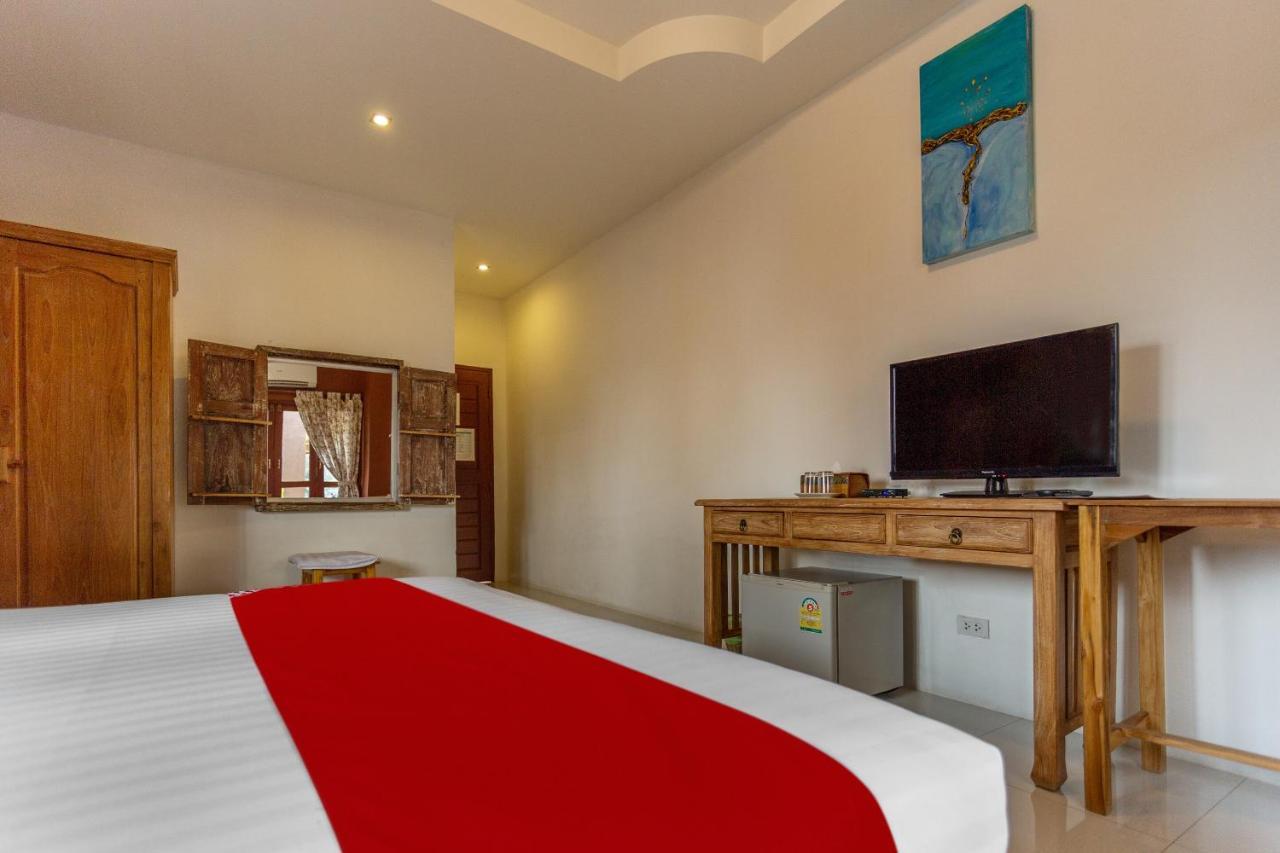 Yellow Tique Hotel Lampang Ngoại thất bức ảnh