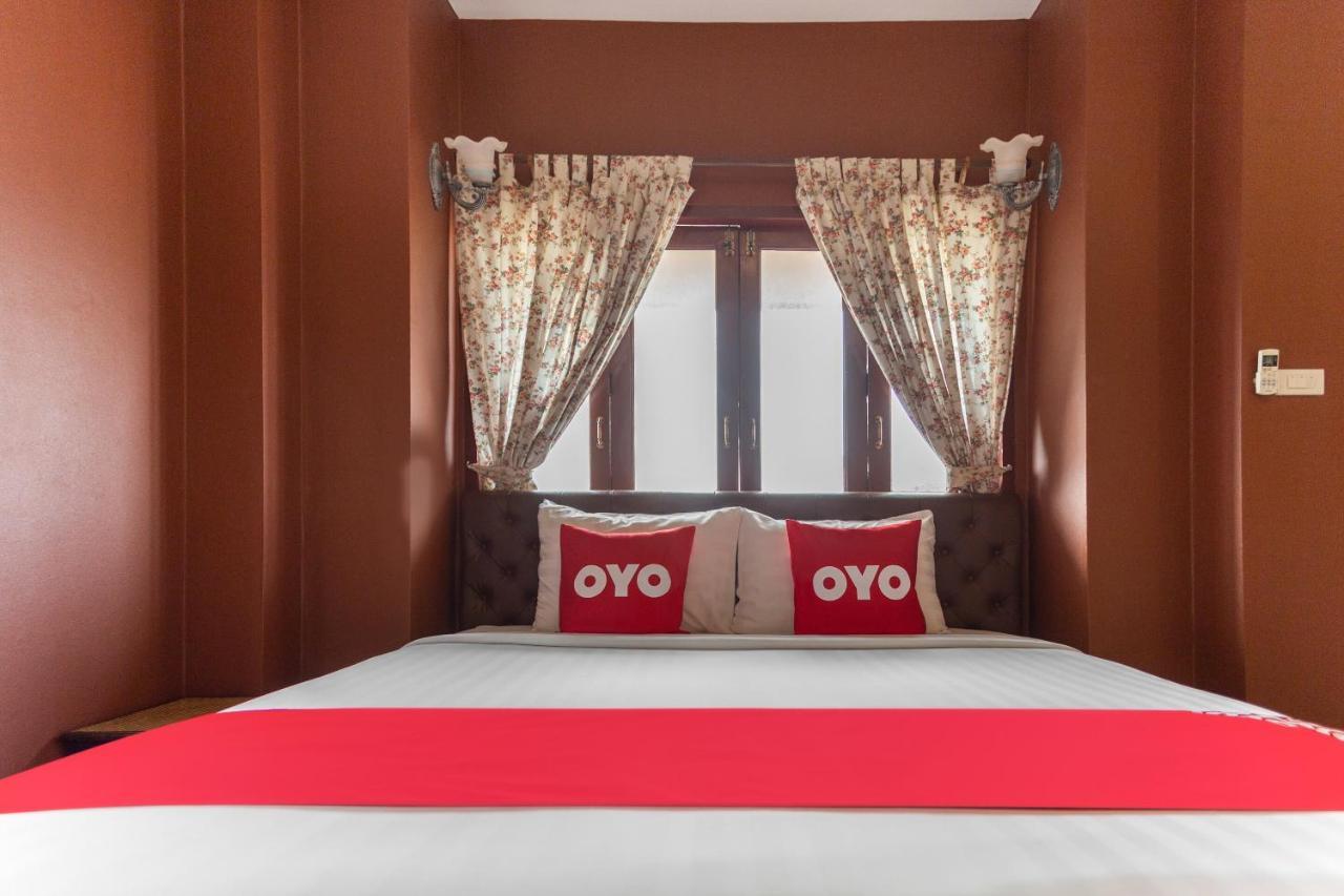 Yellow Tique Hotel Lampang Ngoại thất bức ảnh