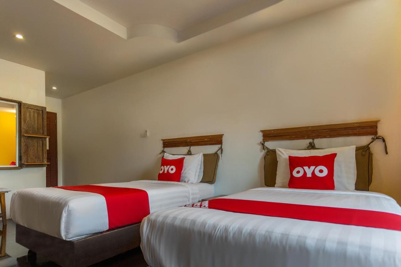 Yellow Tique Hotel Lampang Ngoại thất bức ảnh