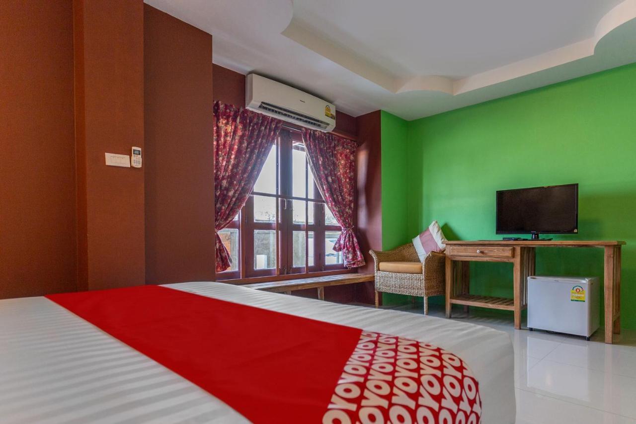 Yellow Tique Hotel Lampang Ngoại thất bức ảnh