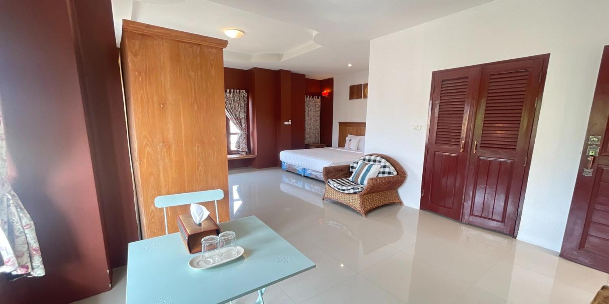 Yellow Tique Hotel Lampang Ngoại thất bức ảnh