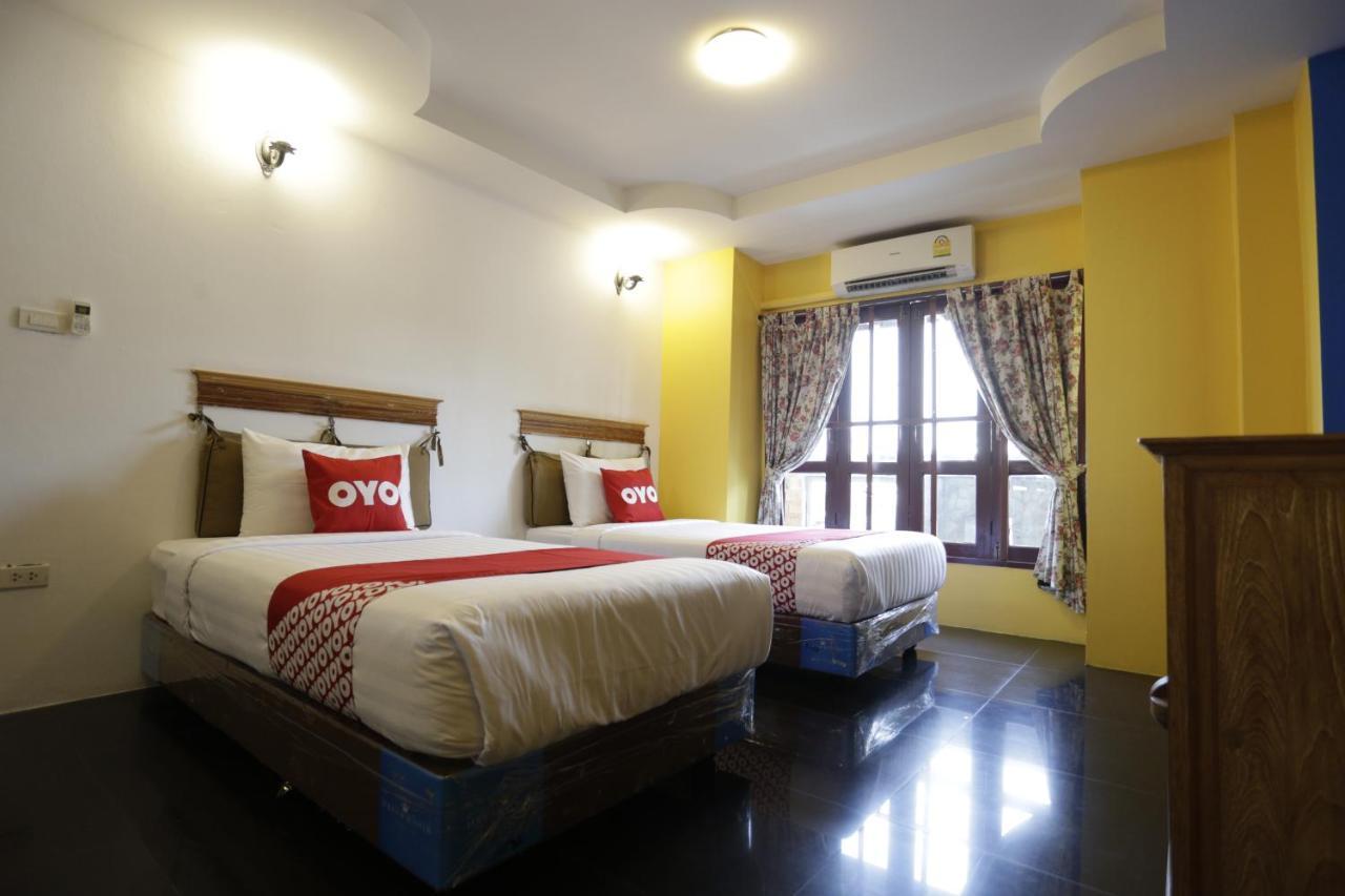 Yellow Tique Hotel Lampang Ngoại thất bức ảnh