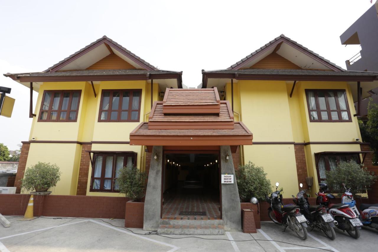 Yellow Tique Hotel Lampang Ngoại thất bức ảnh